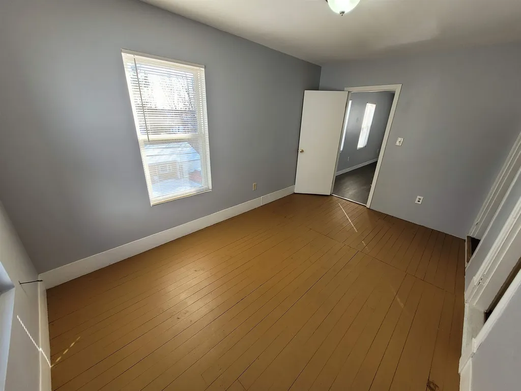 490 Lake Avenue Manchester NH 03103