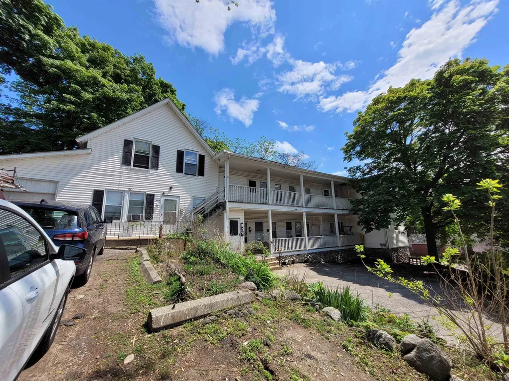 490 Lake Avenue Manchester NH 03103