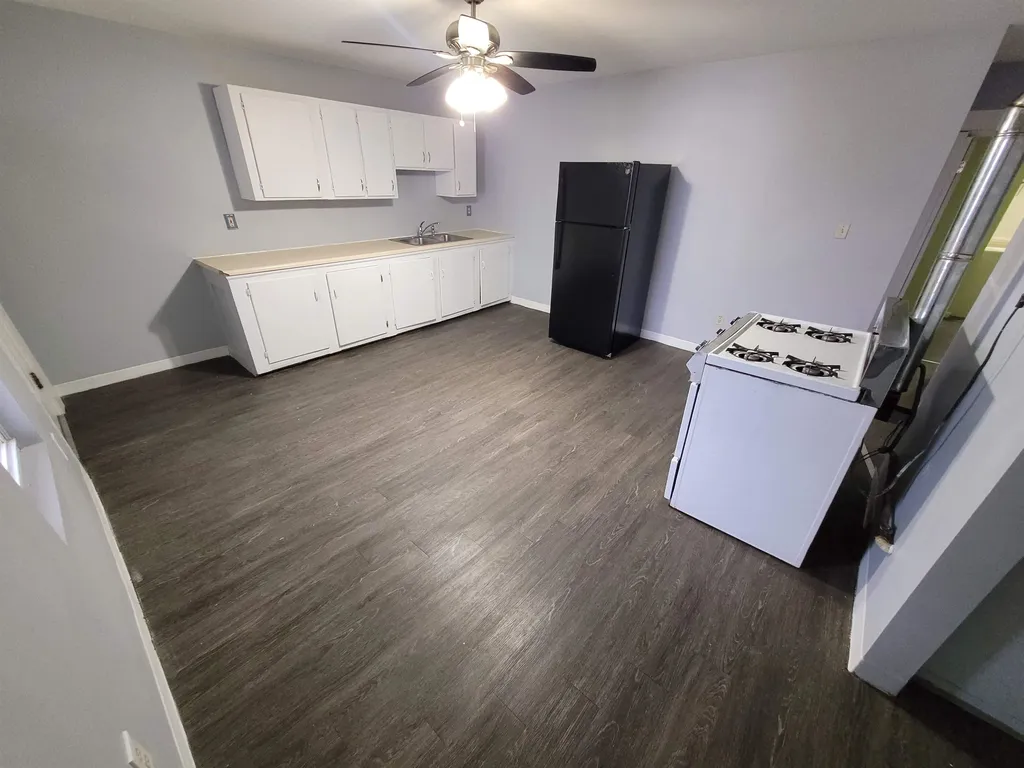 490 Lake Avenue Manchester NH 03103