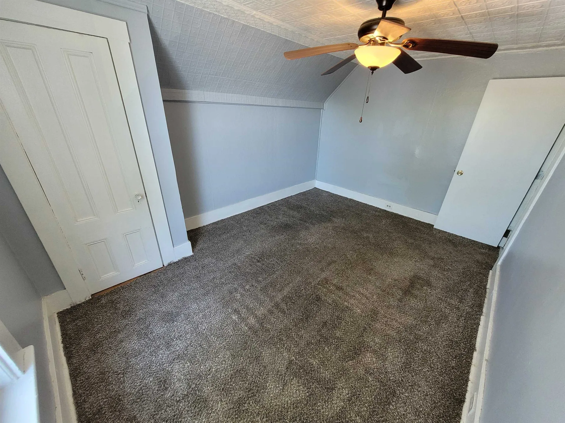 490 Lake Avenue Manchester NH 03103
