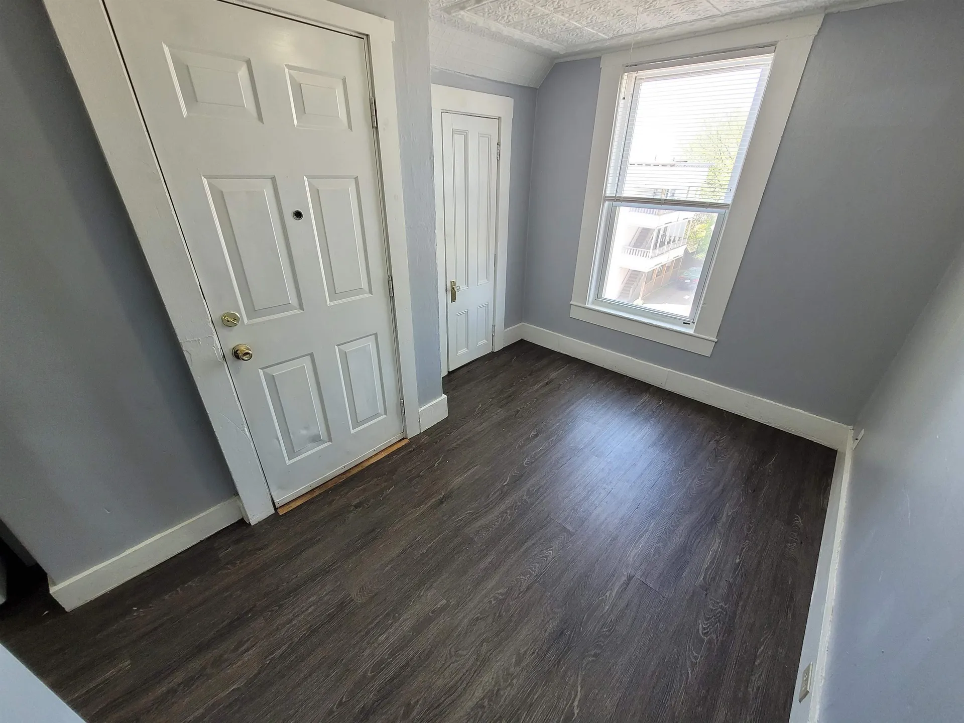 490 Lake Avenue Manchester NH 03103