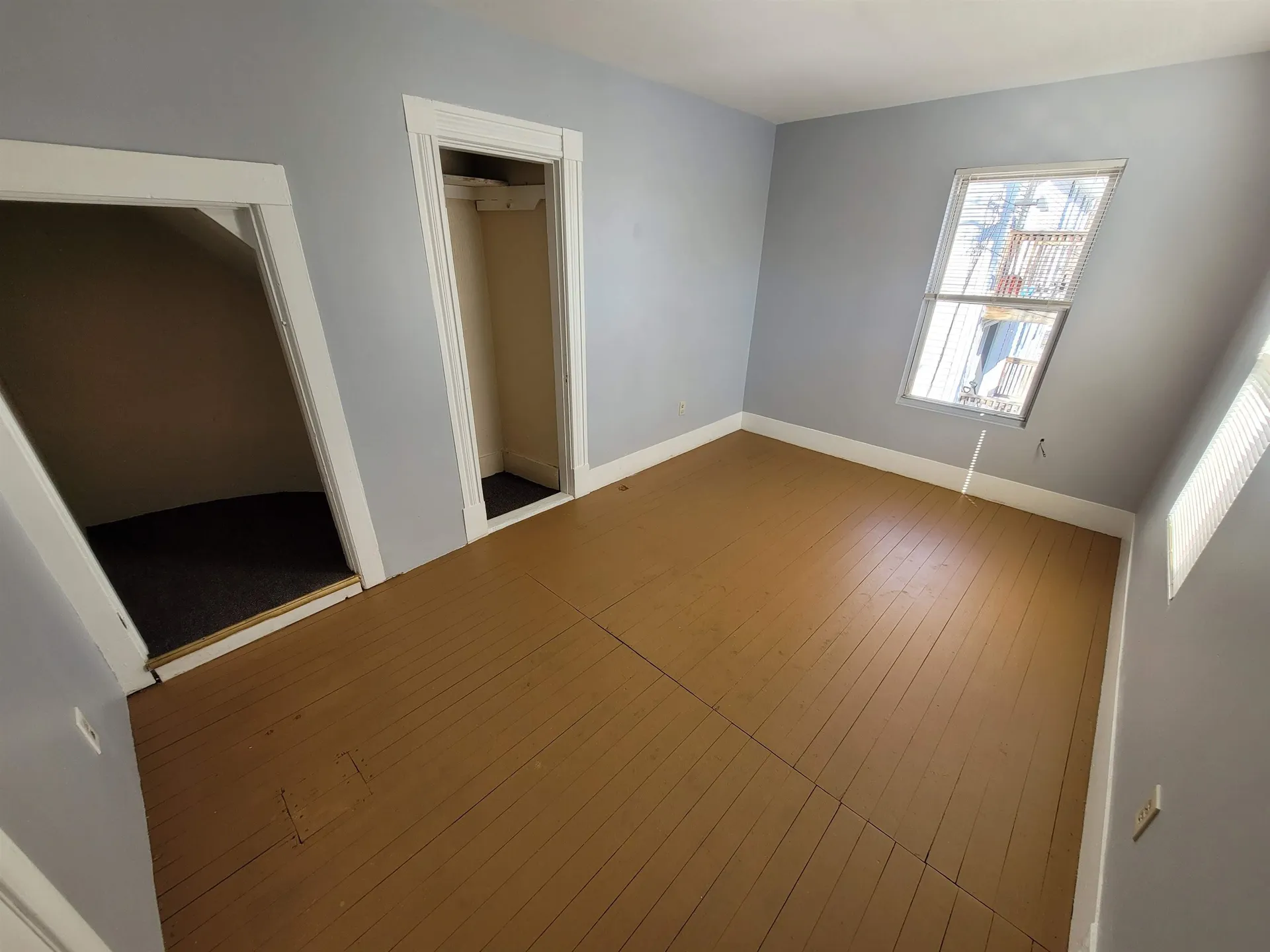 490 Lake Avenue Manchester NH 03103