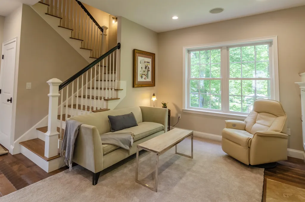 1012 Collettes Grove Road Derry NH 03038
