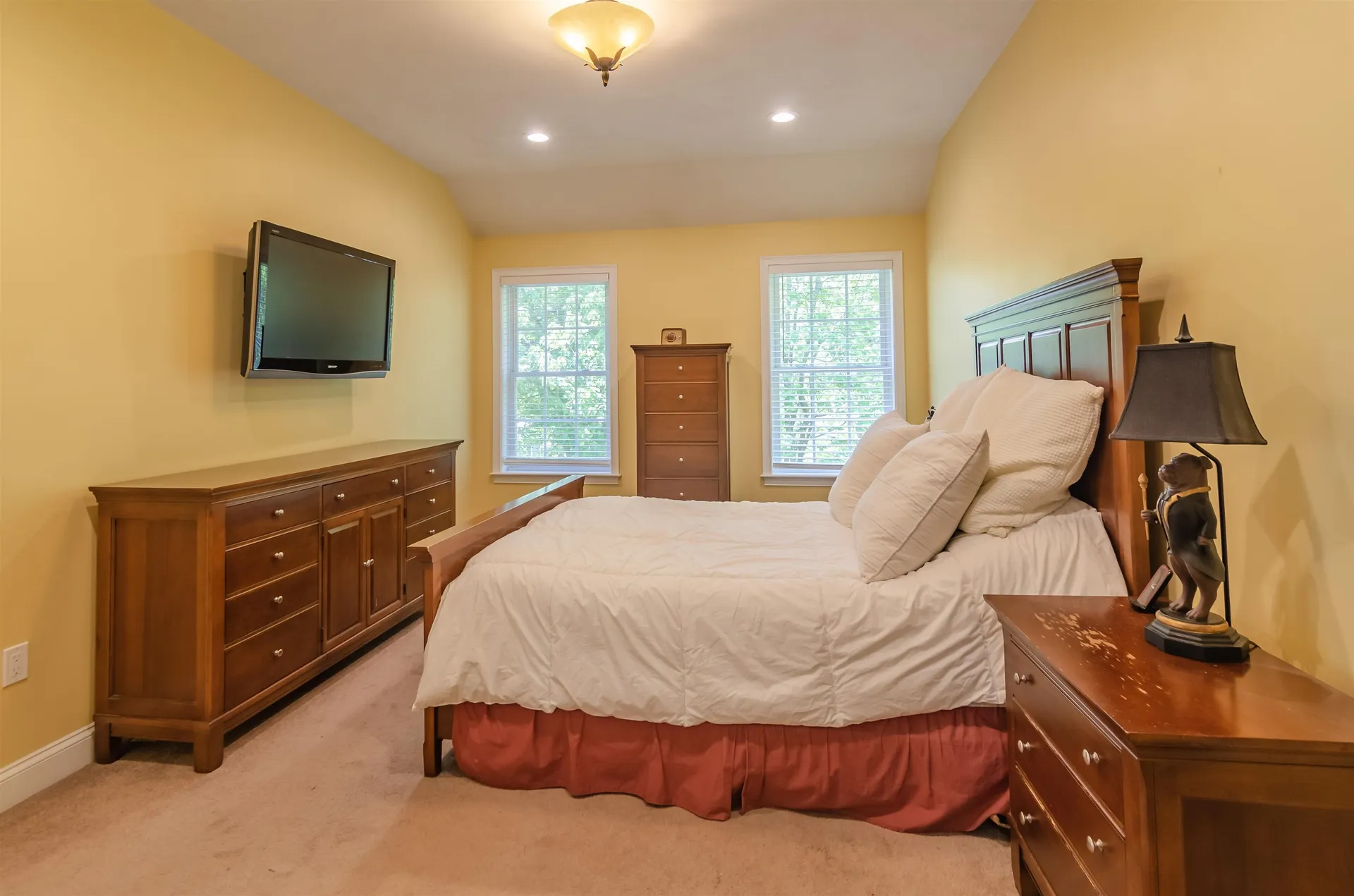 1012 Collettes Grove Road Derry NH 03038