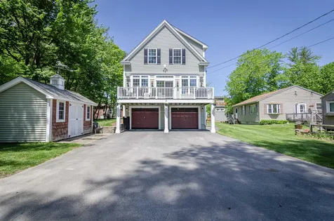 1012 Collettes Grove Road Derry NH 03038