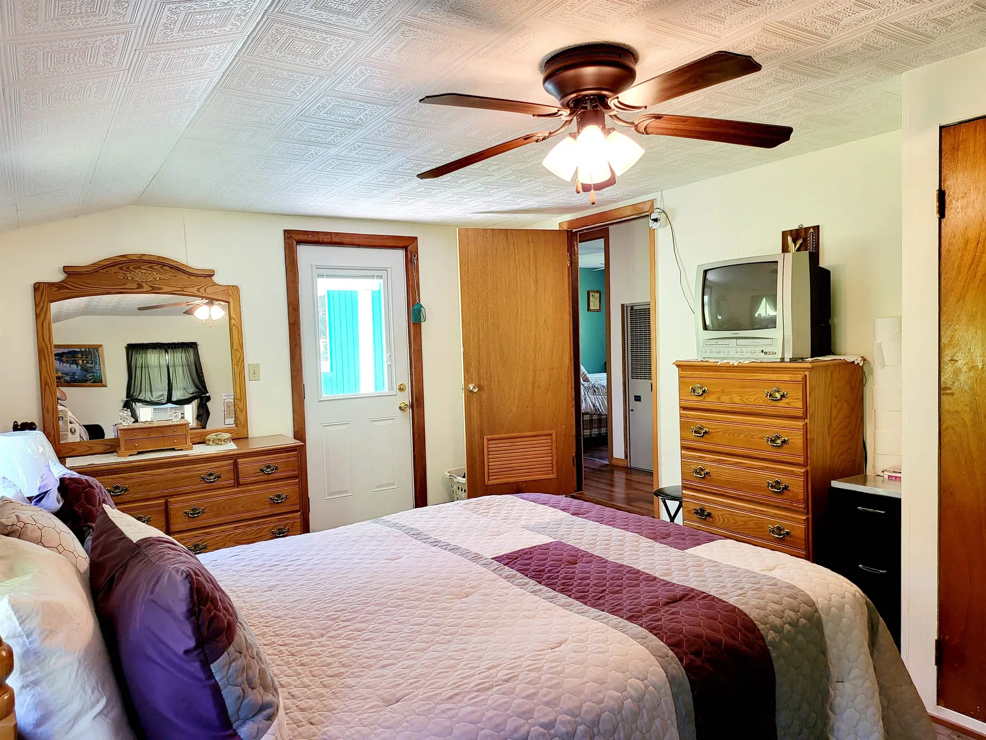 4630 Vt Route 122 Sheffield VT 05866