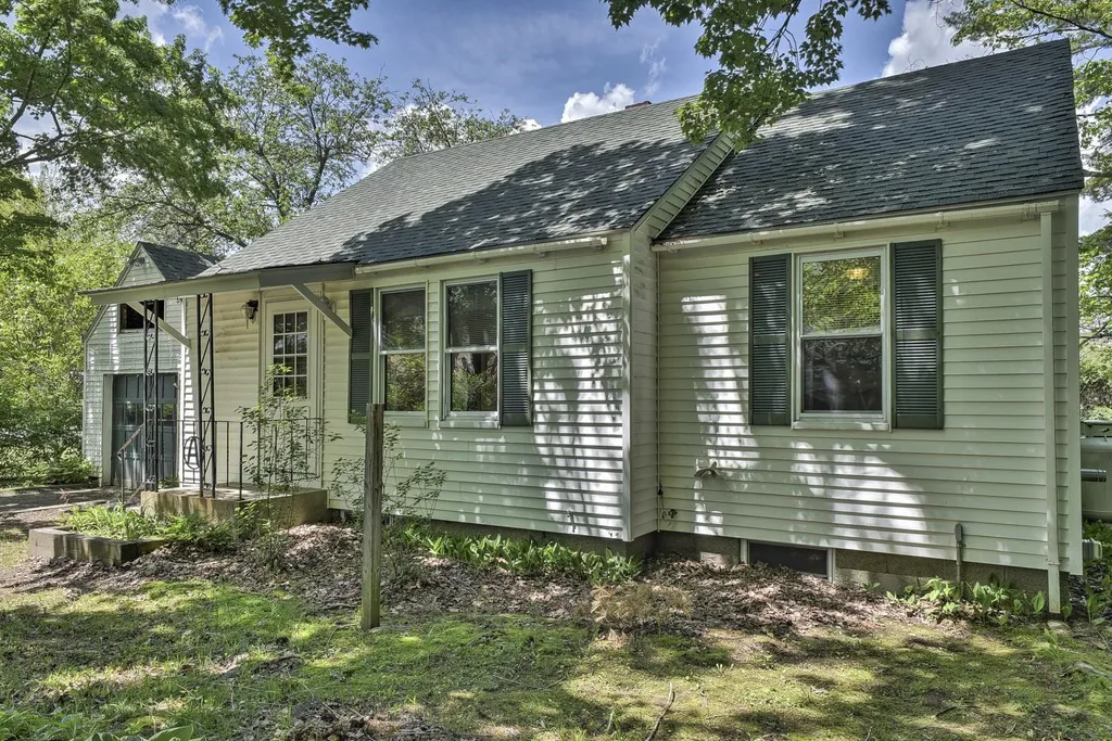22 Royal Avenue Keene NH 03431
