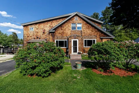 4 Hutchinson Street Nashua NH 03064
