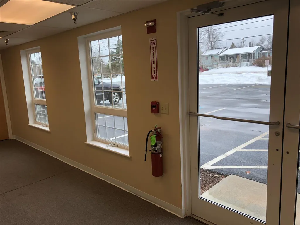 45 Londonderry Turnpike Hooksett NH 03106