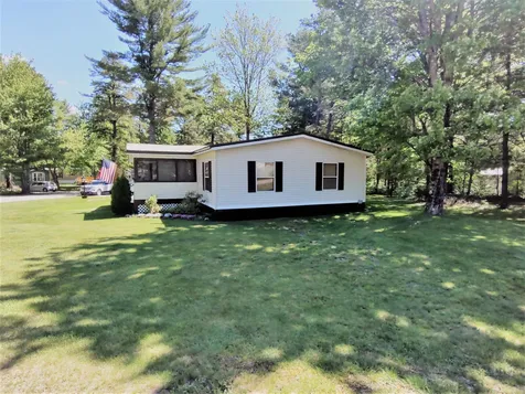 16 Black Bear Road Tamworth NH 03886