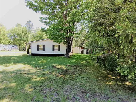 16 Black Bear Road Tamworth NH 03886