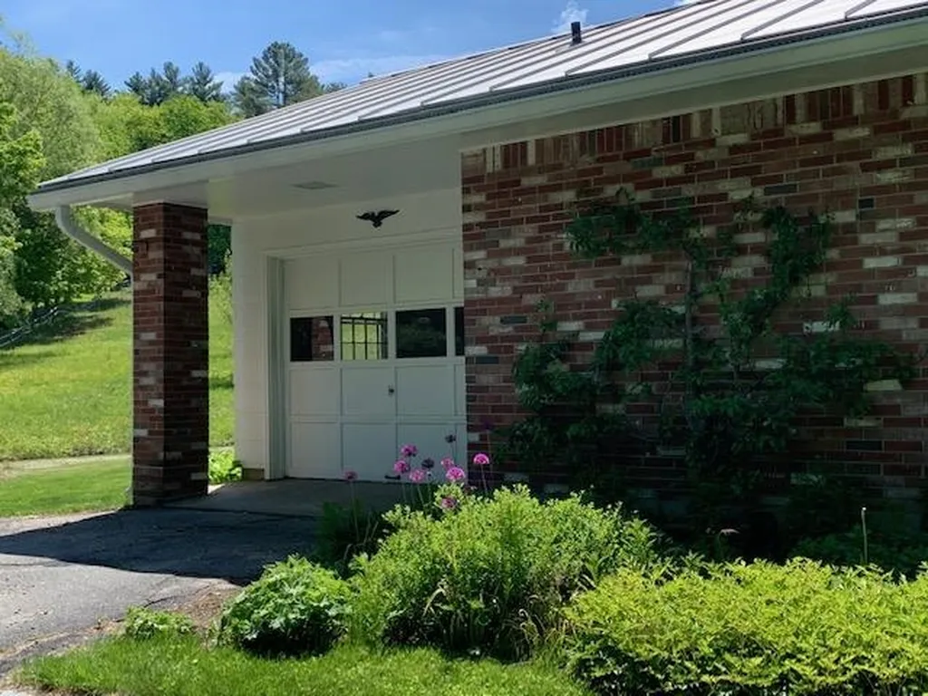 1 Border Lane Woodstock VT 05091