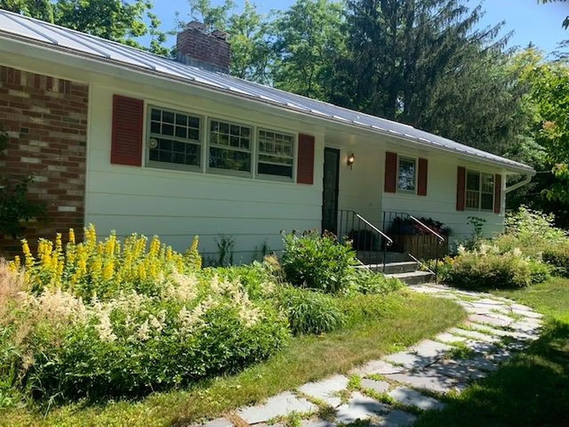 1 Border Lane Woodstock VT 05091