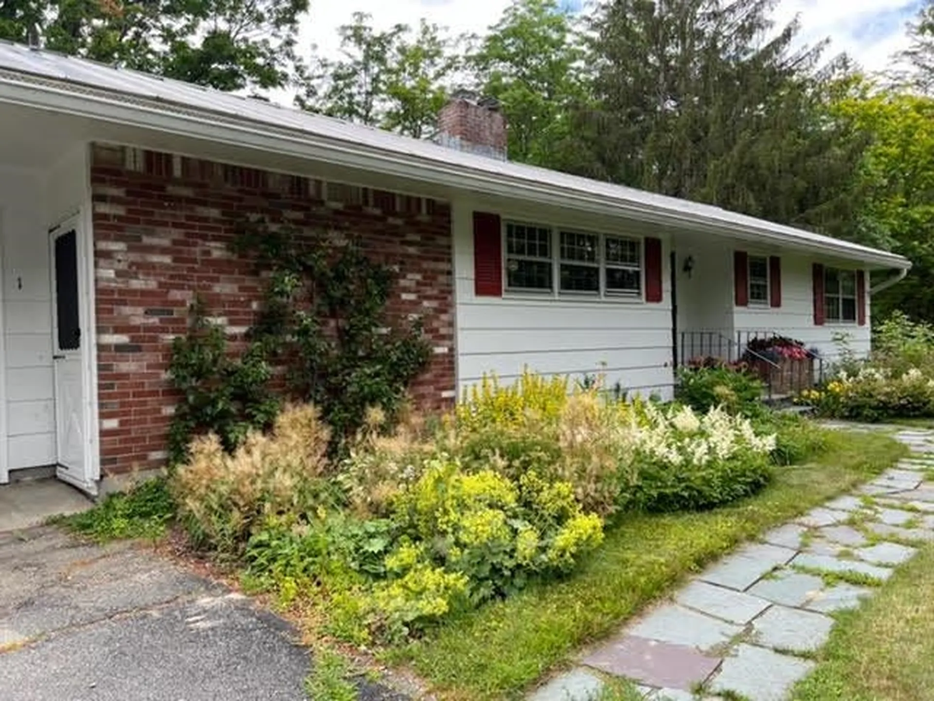 1 Border Lane Woodstock VT 05091