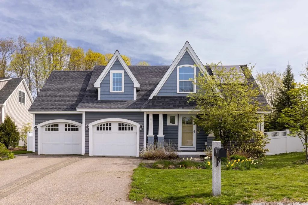 4 Laurel Court Portsmouth NH 03801