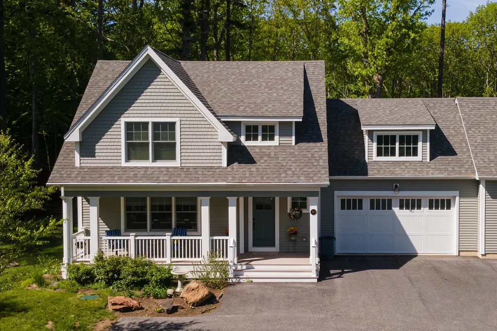 72 Mill Road North Hampton NH 03862