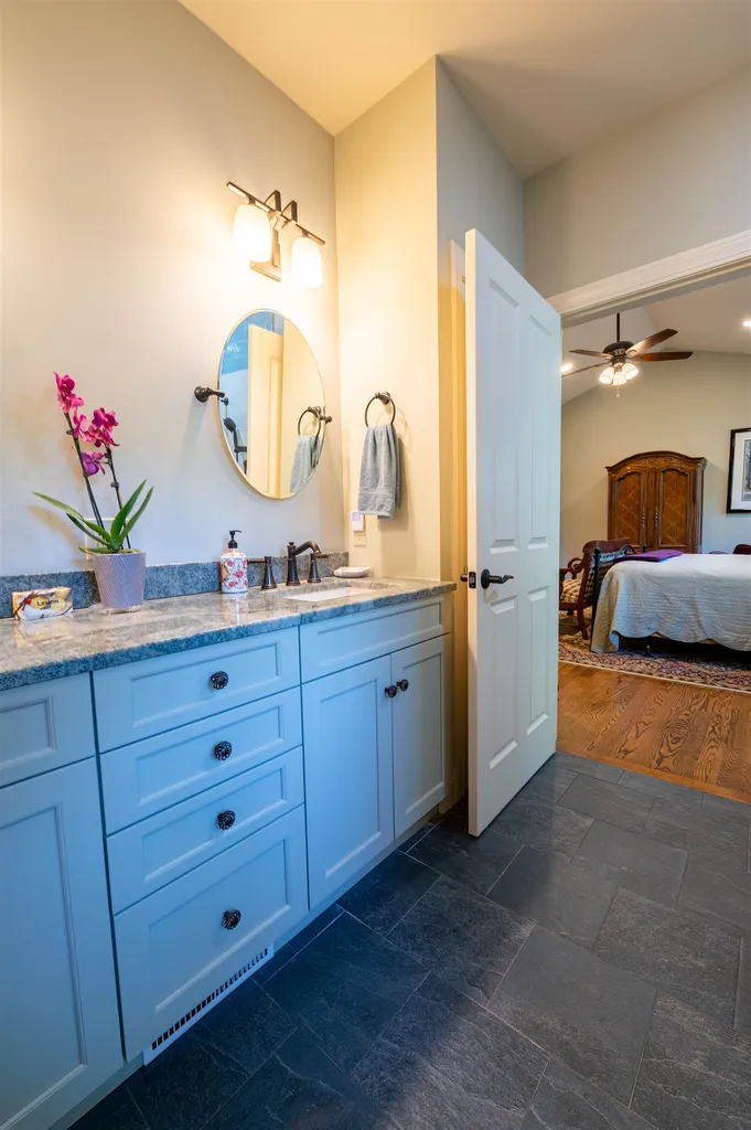 72 Mill Road North Hampton NH 03862