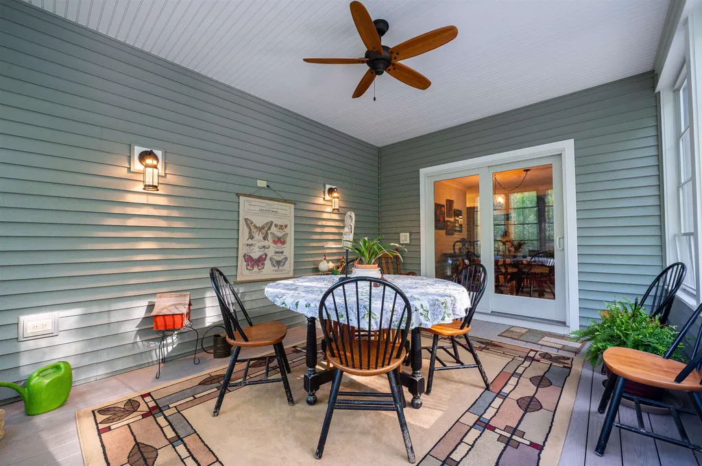 72 Mill Road North Hampton NH 03862