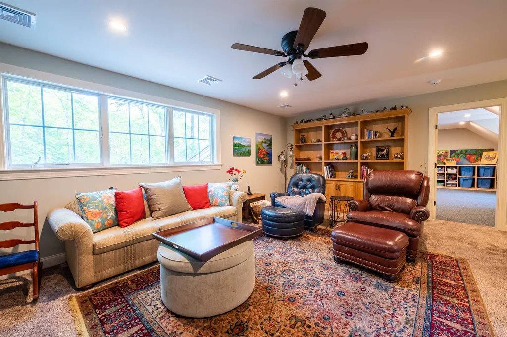 72 Mill Road North Hampton NH 03862