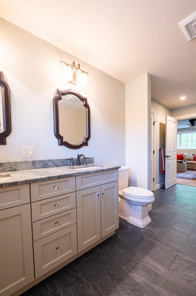 72 Mill Road North Hampton NH 03862