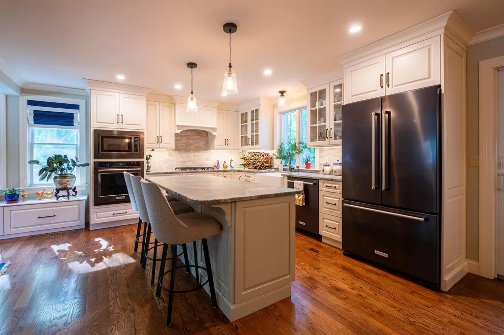 72 Mill Road North Hampton NH 03862