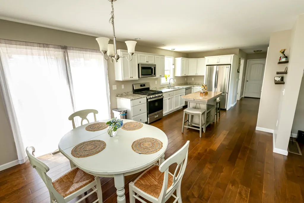 90 Richards Way Farmington NH 03835