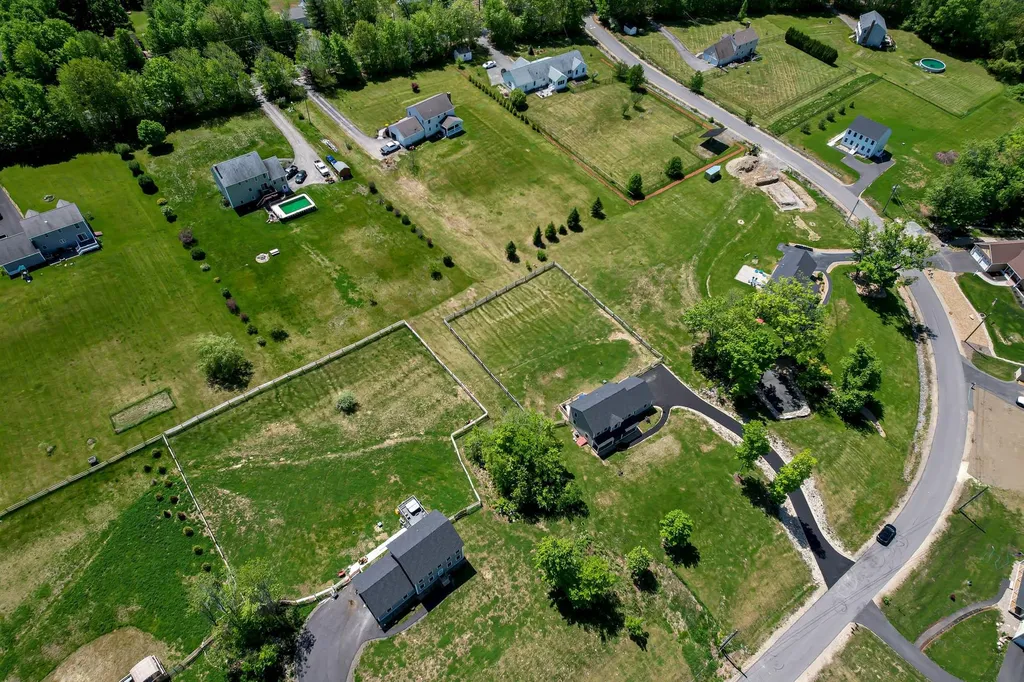 90 Richards Way Farmington NH 03835