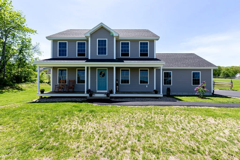 90 Richards Way Farmington NH 03835