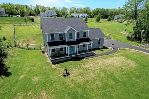 90 Richards Way Farmington NH 03835