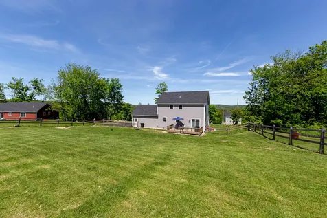 90 Richards Way Farmington NH 03835
