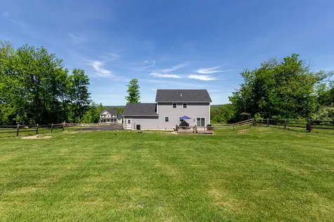 90 Richards Way Farmington NH 03835