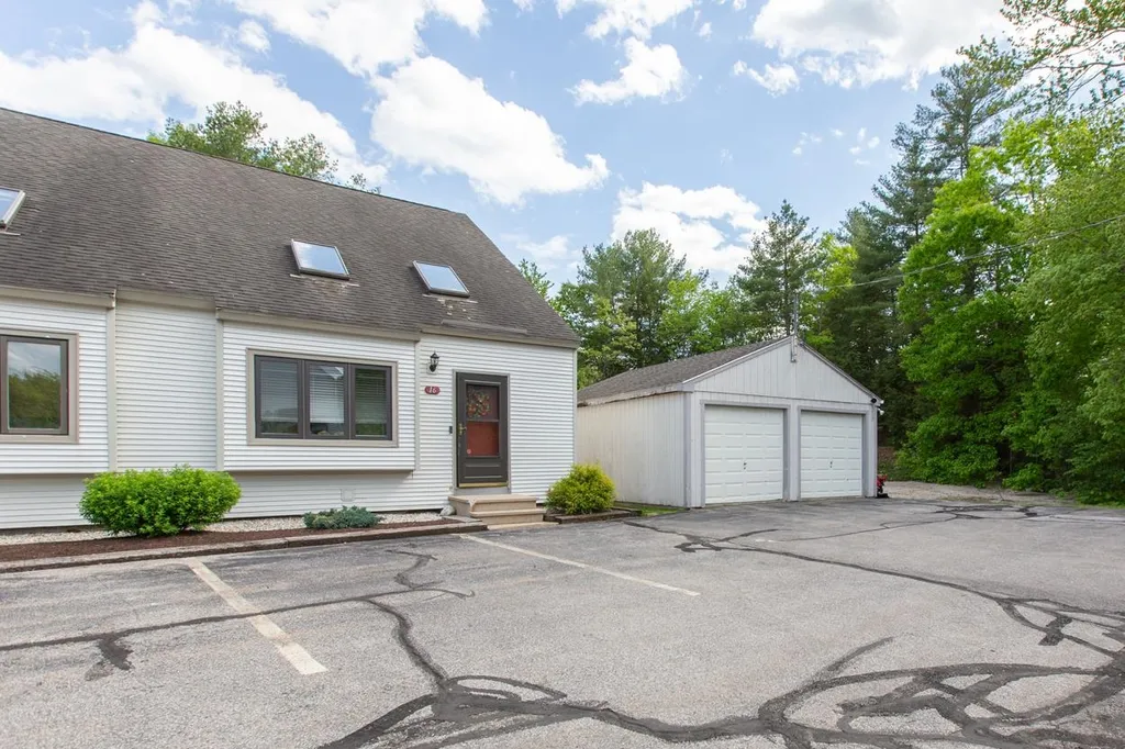 202 Route 27 Raymond NH 03077