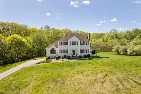 70 Emerson Road Chester NH 03036