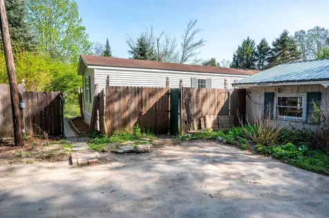 8 Moore Street Tilton NH 03276