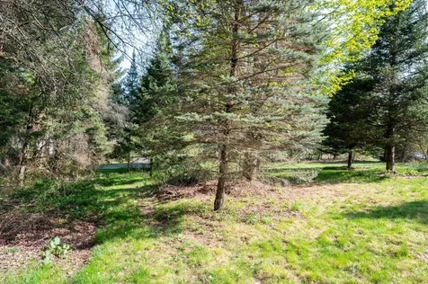 8 Moore Street Tilton NH 03276