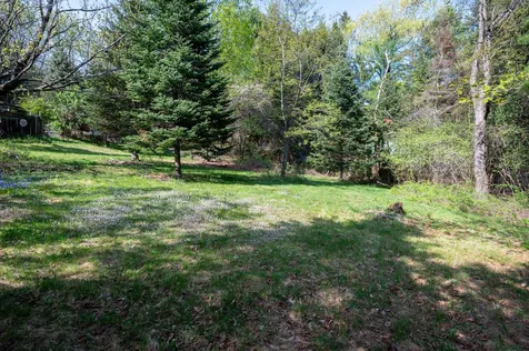 8 Moore Street Tilton NH 03276