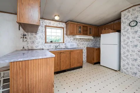 8 Moore Street Tilton NH 03276