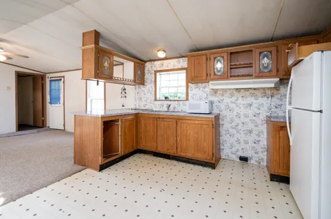 8 Moore Street Tilton NH 03276