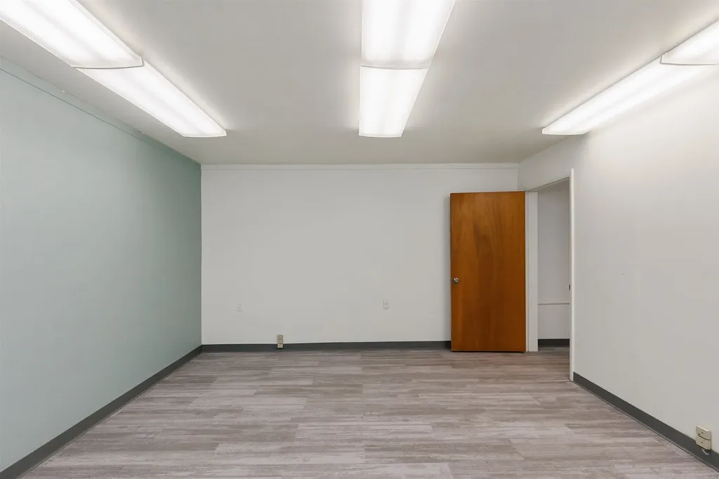 5138 Shelburne Road Shelburne VT 05482