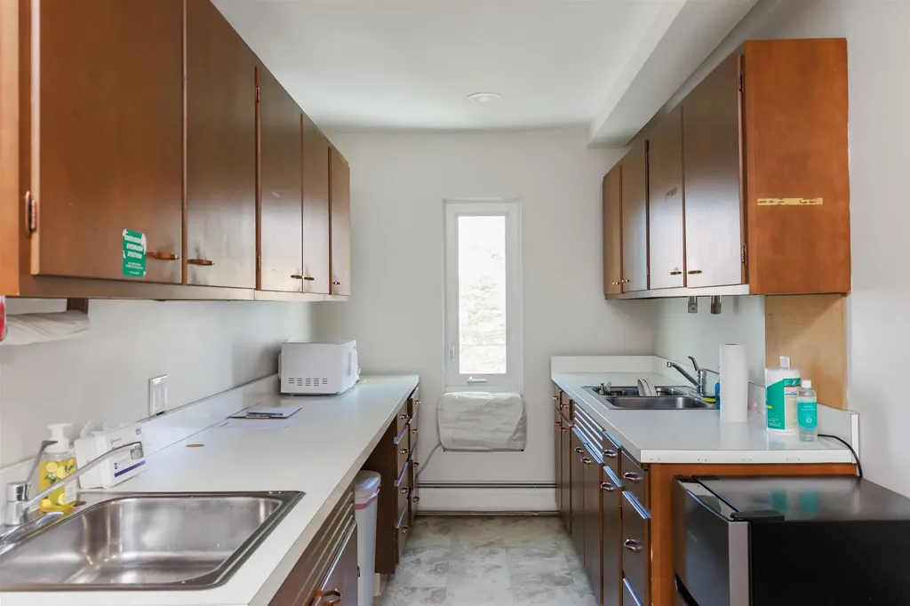 5138 Shelburne Road Shelburne VT 05482