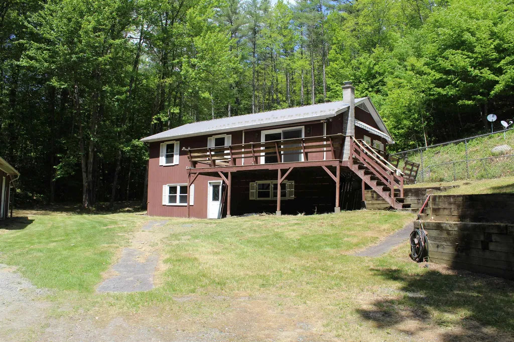 76 Aster Drive Hartford VT 05001
