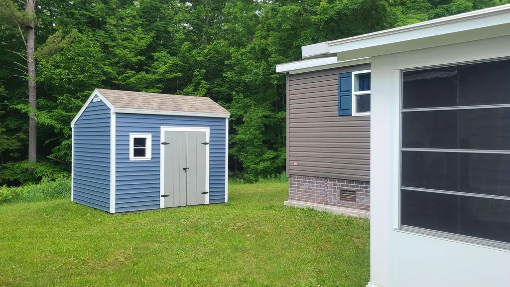 12 Eric Place Claremont NH 03743