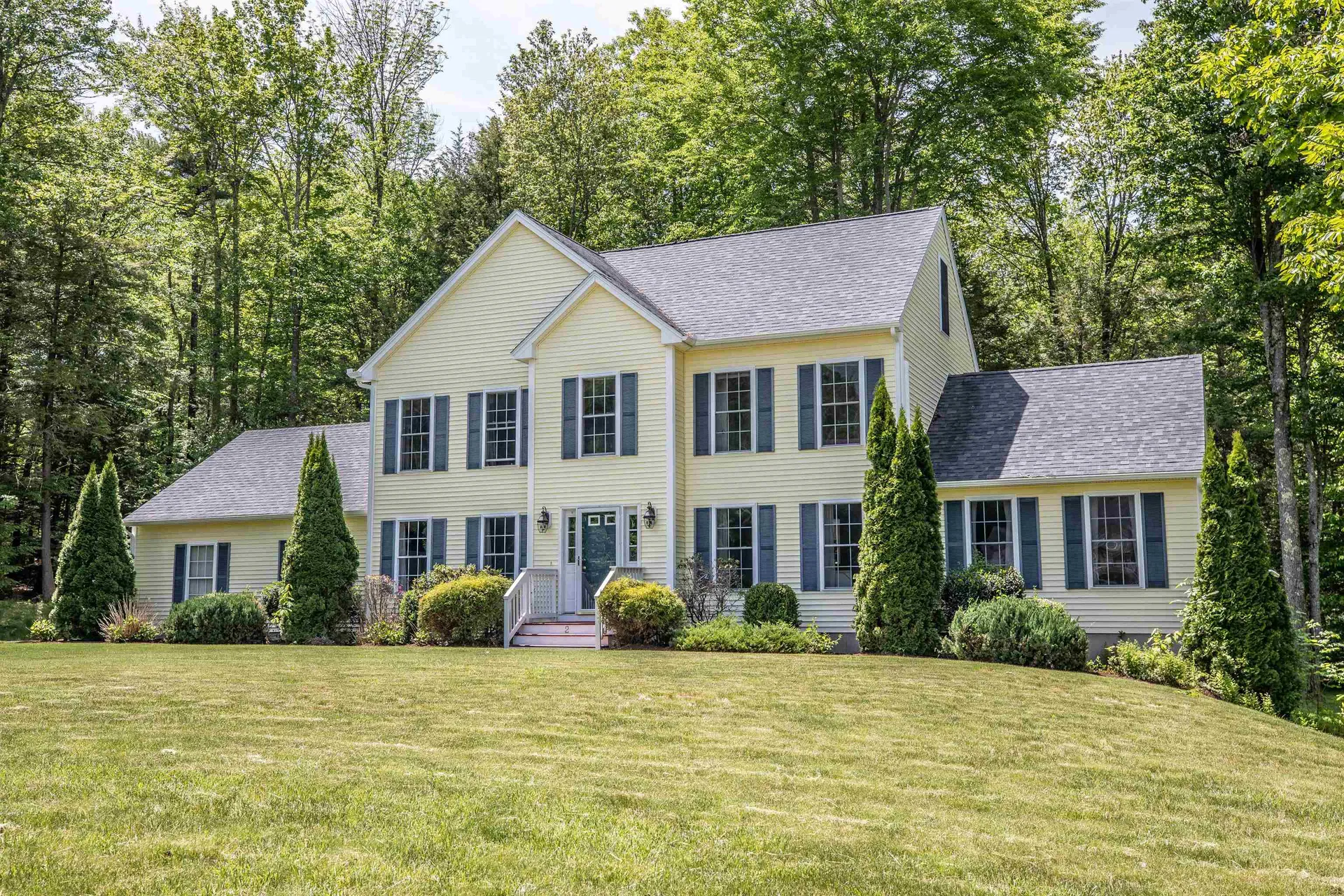 2 Sherry Lane Raymond NH 03077