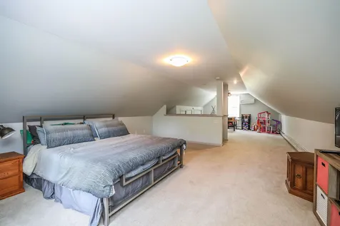 2 Sherry Lane Raymond NH 03077