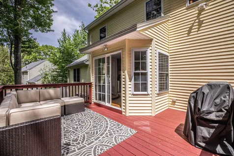 2 Sherry Lane Raymond NH 03077