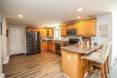 2 Sherry Lane Raymond NH 03077