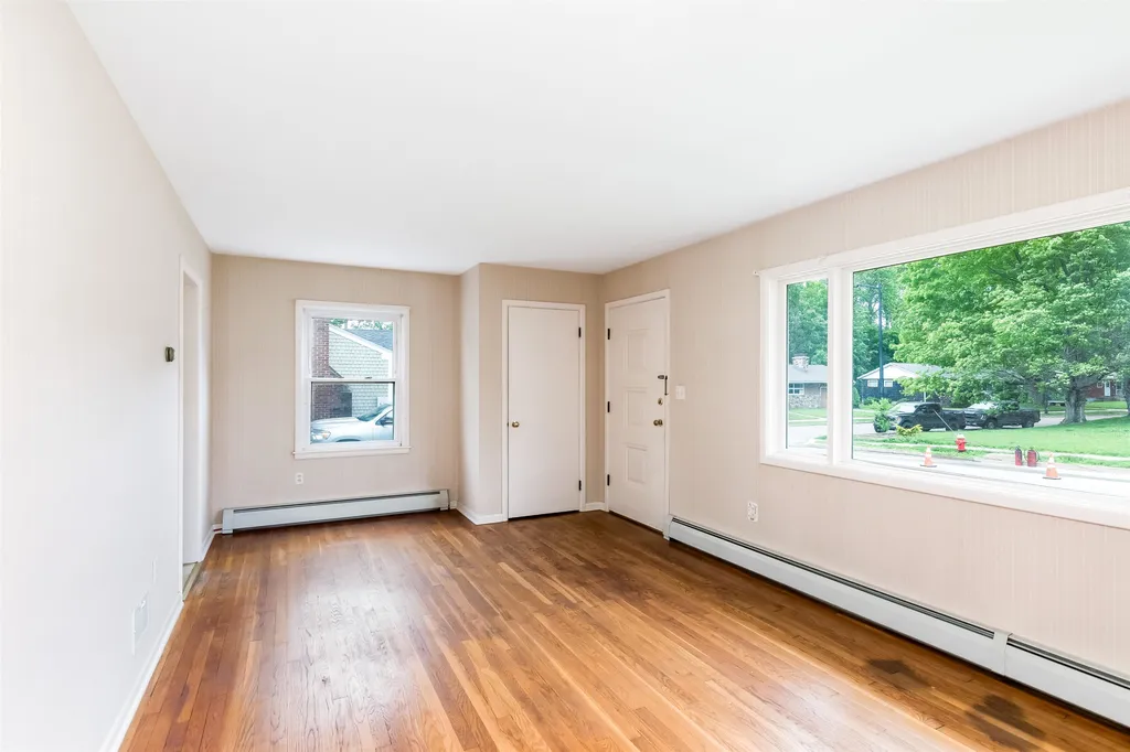93 Birchcliff Parkway Burlington VT 05401
