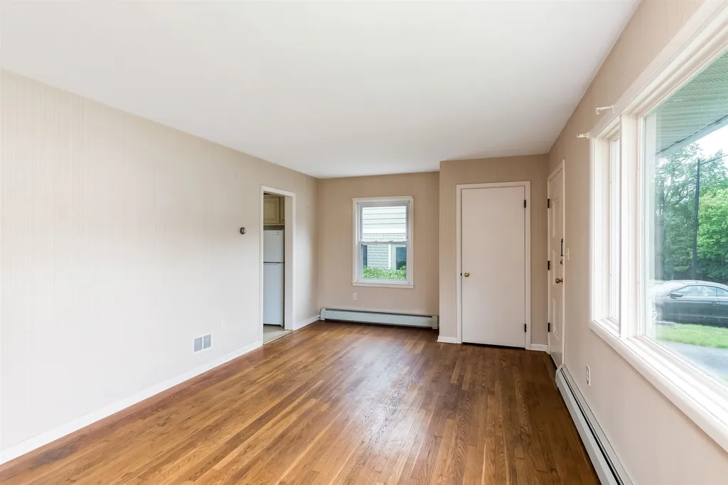 93 Birchcliff Parkway Burlington VT 05401