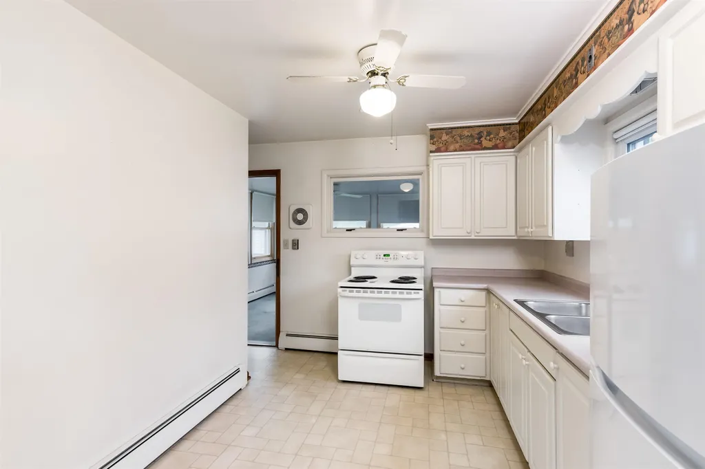 93 Birchcliff Parkway Burlington VT 05401