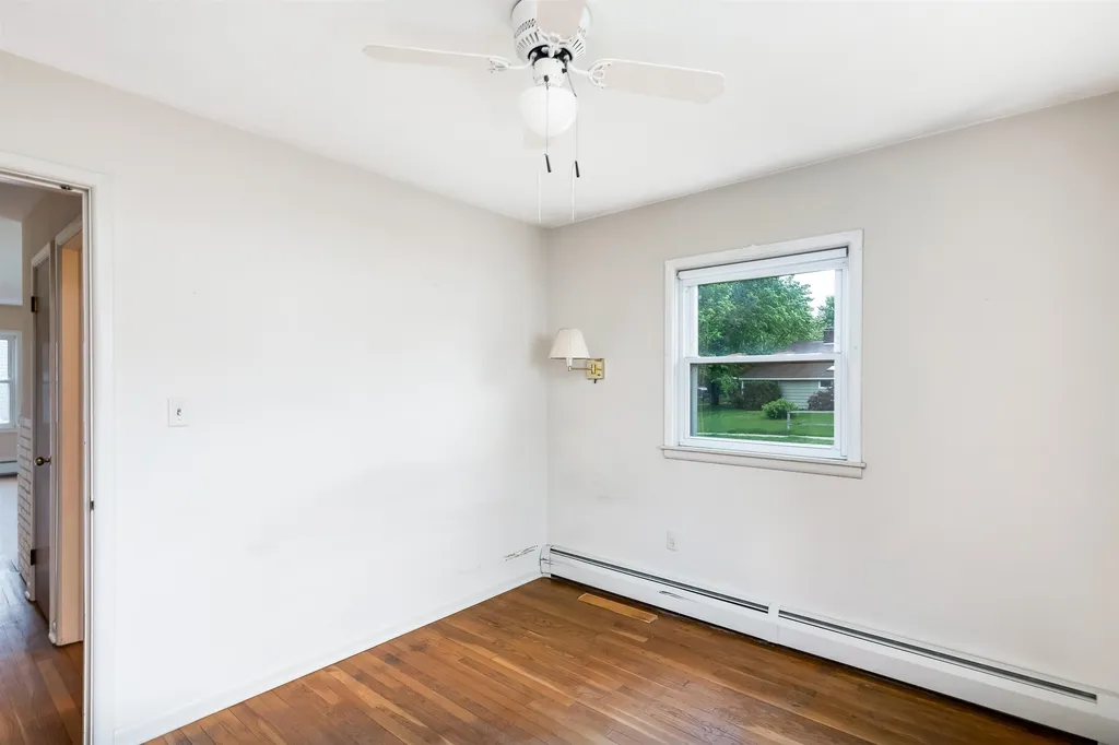 93 Birchcliff Parkway Burlington VT 05401